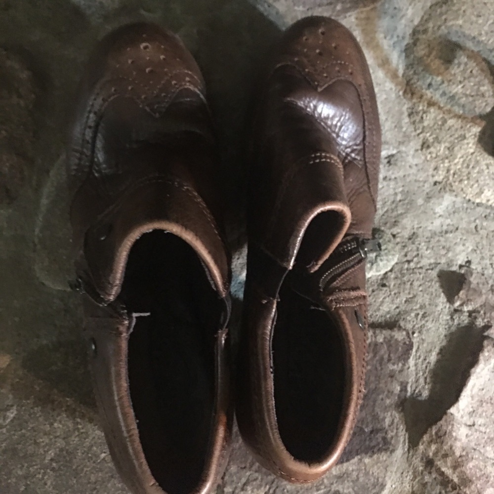BORN shoes